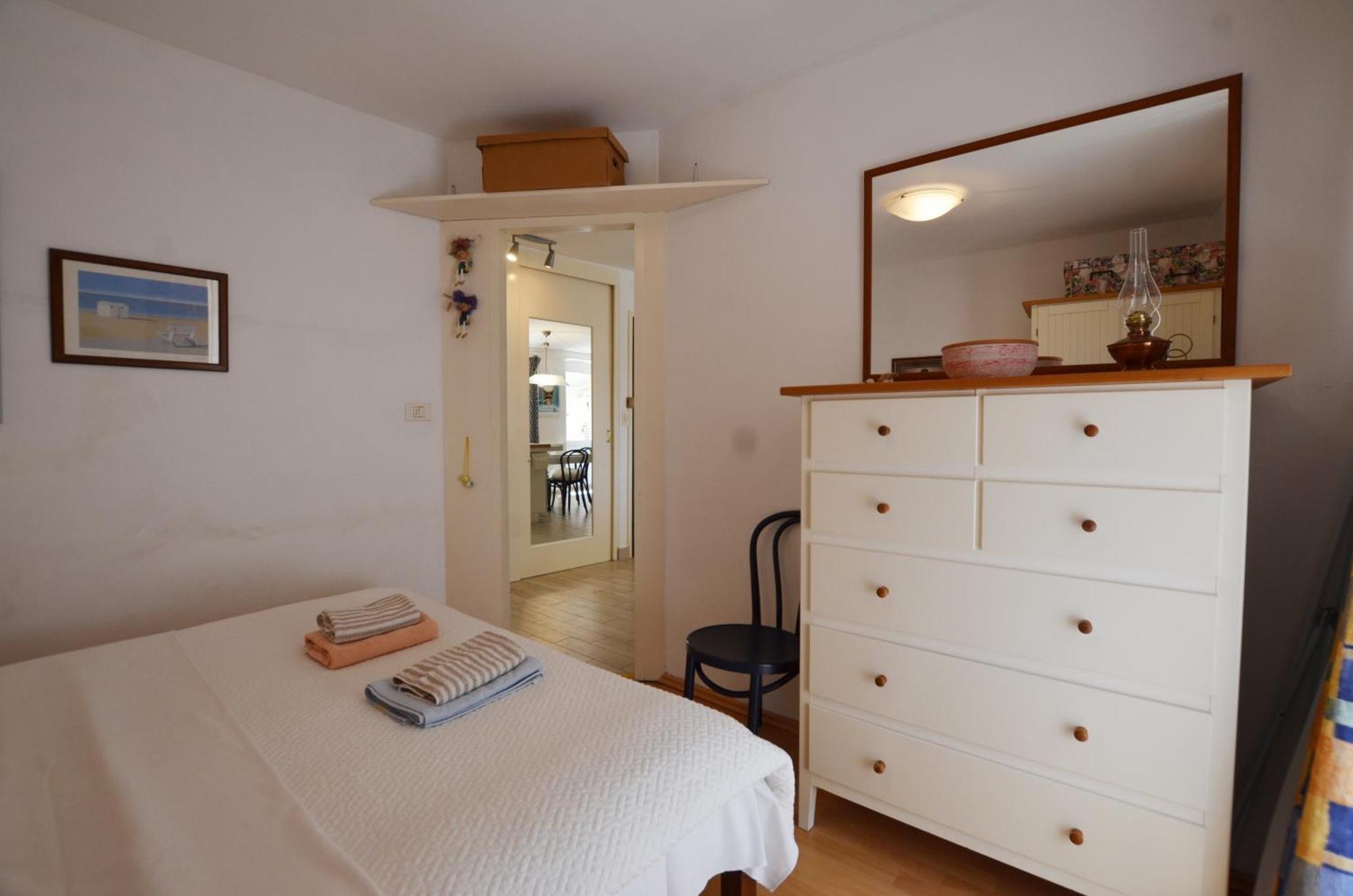 Apartment Bea & Leo ロヴィニ エクステリア 写真